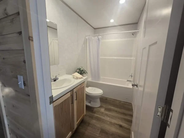 Champion-ESD-A-26402-Hall-Bath-New-Alex Champion ESDA26402-64 Sectional Home