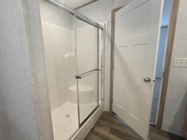 Champion-ESD-A-26402-Master-Bath3-New-Alex Champion ESDA26402-64 Sectional Home